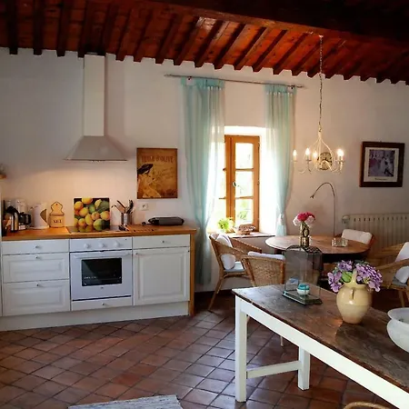 Apartment Bastide Le Luget Venejan