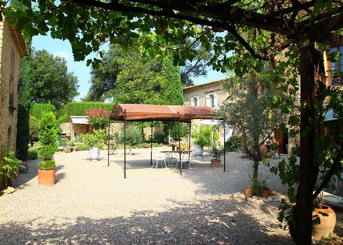 Bastide Le Luget Vénéjan